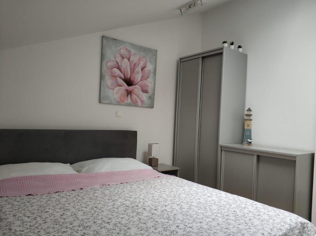 Golden View - Moderan Apartman Novalja Exterior foto